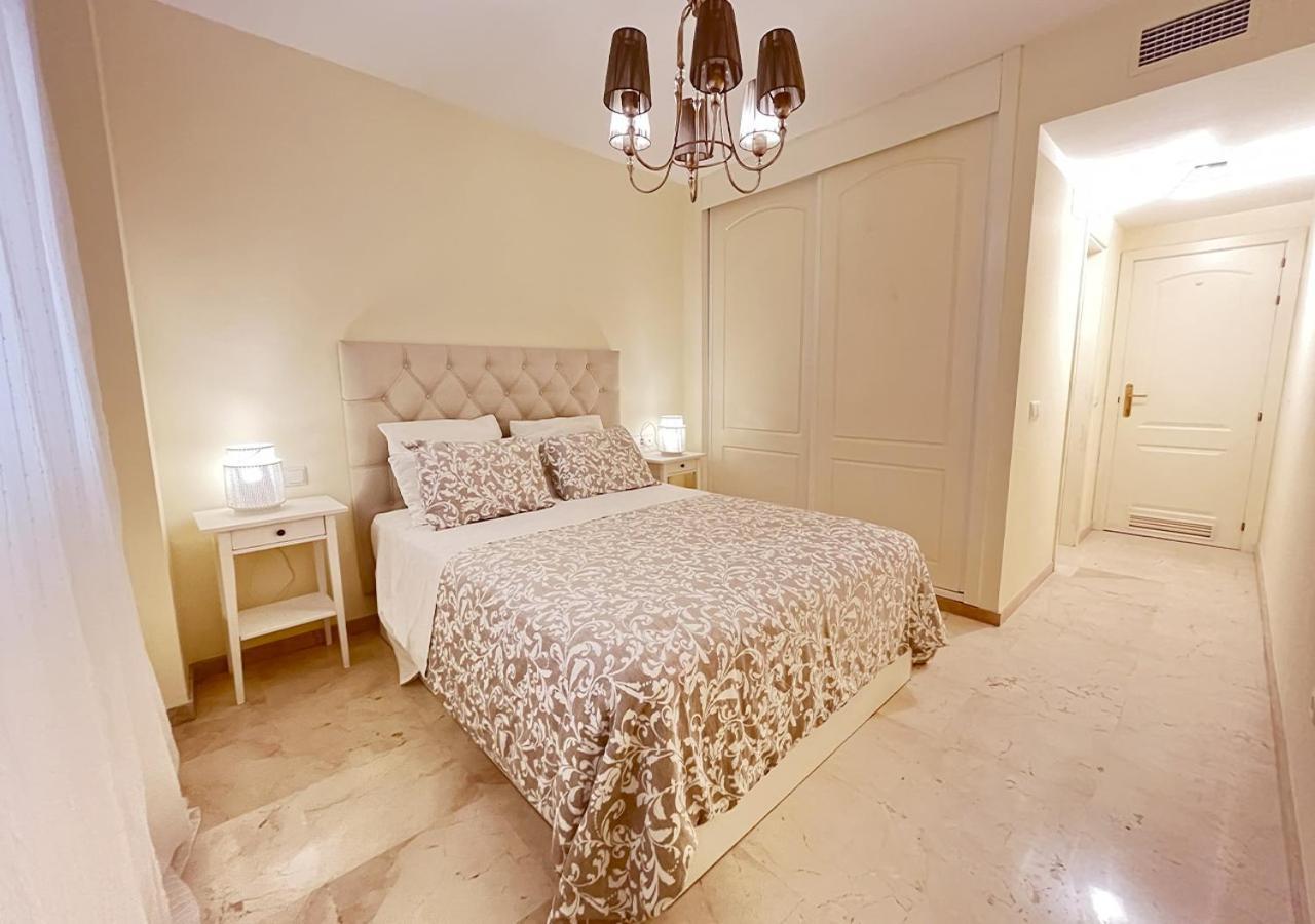 Apartamento Primera Linea Estepona By Isa Hoteles Buitenkant foto